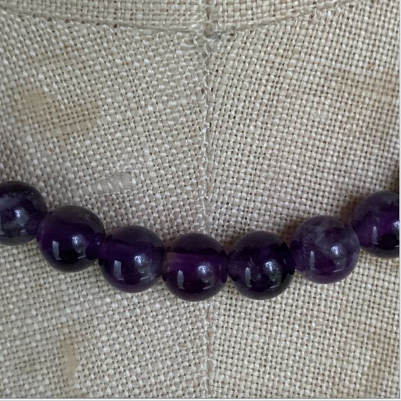 💗 HOST PICK 💗 Mauve Glass Bead Necklace - Picture 5 of 6